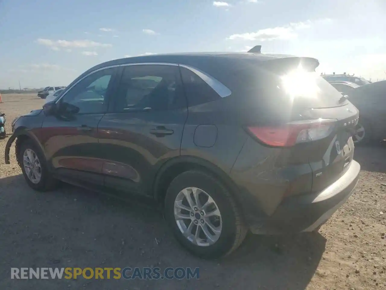 2 Photograph of a damaged car 1FMCU0G61LUC19277 FORD ESCAPE 2020