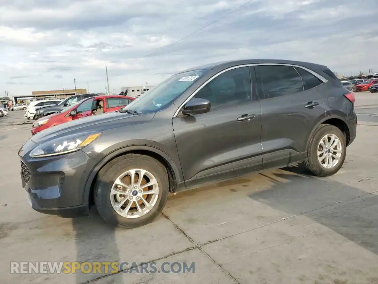 1 Photograph of a damaged car 1FMCU0G62LUB03005 FORD ESCAPE 2020