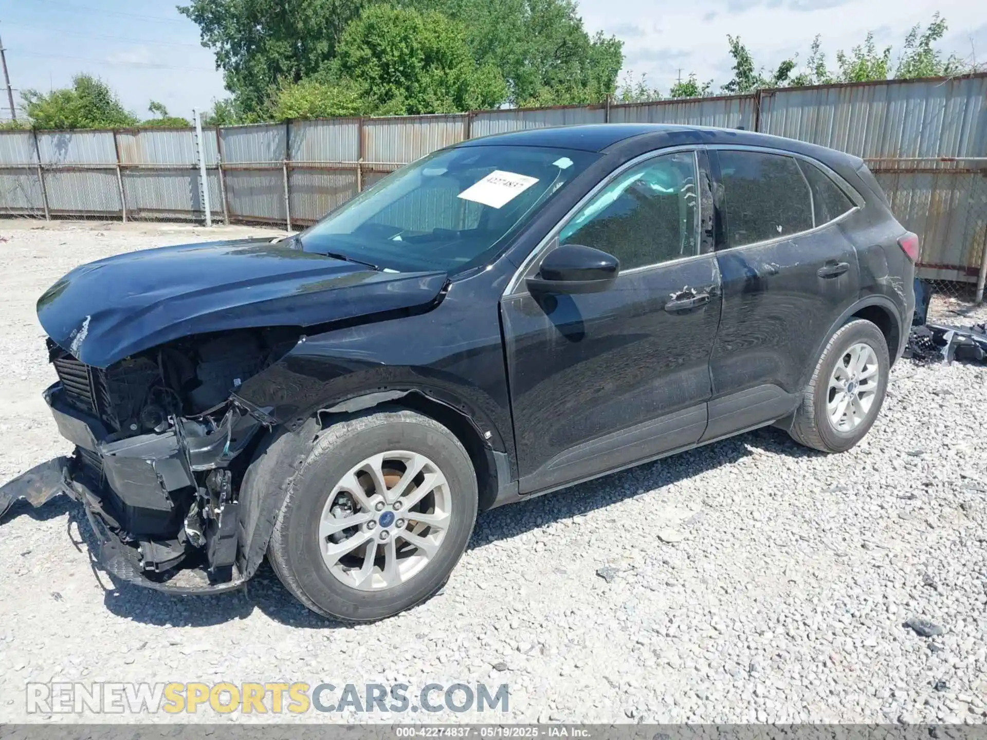 2 Photograph of a damaged car 1FMCU0G64LUB89305 FORD ESCAPE 2020