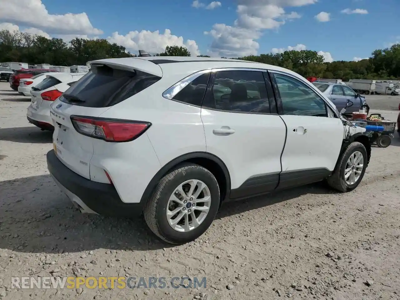 3 Photograph of a damaged car 1FMCU0G64LUC41645 FORD ESCAPE 2020