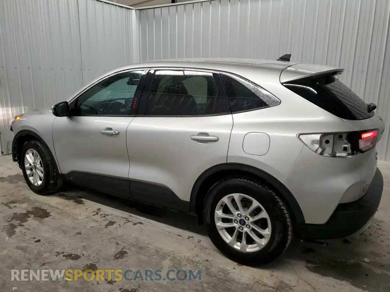 2 Photograph of a damaged car 1FMCU0G64LUC67596 FORD ESCAPE 2020