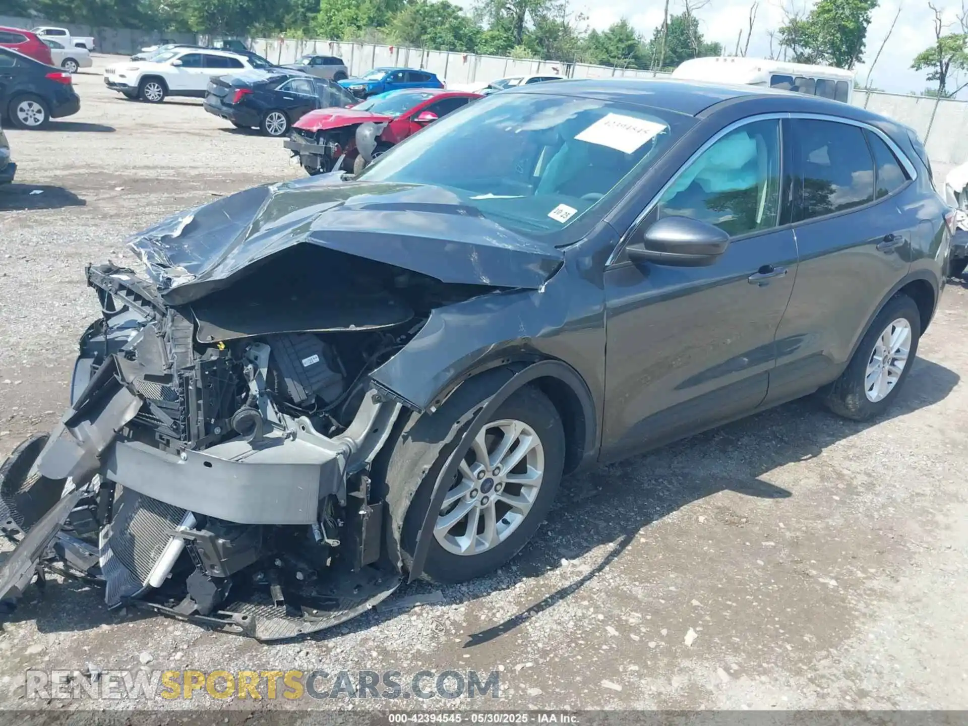 2 Photograph of a damaged car 1FMCU0G67LUB89685 FORD ESCAPE 2020
