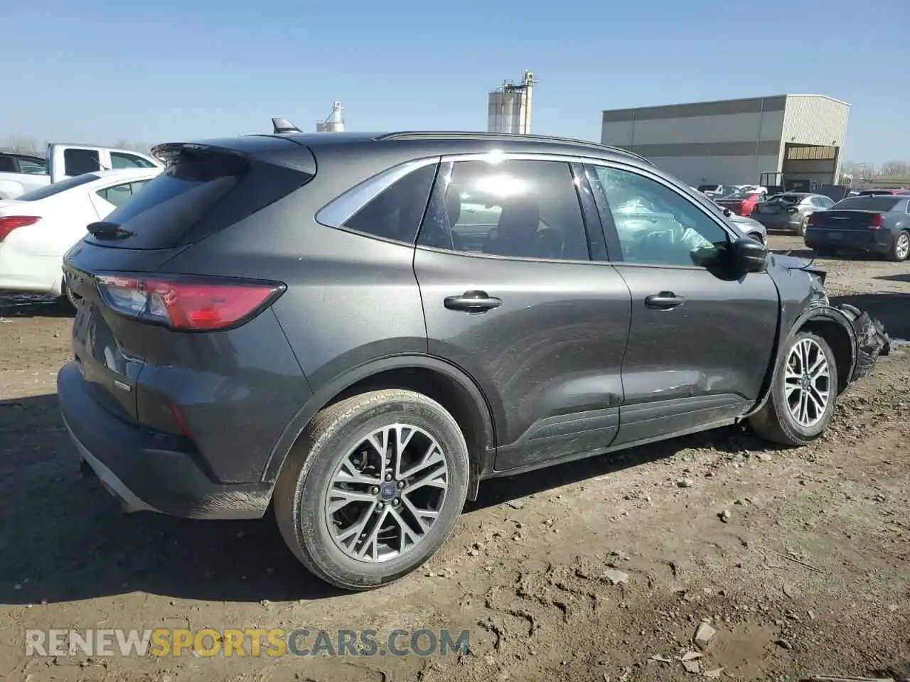 3 Photograph of a damaged car 1FMCU0H61LUB66899 FORD ESCAPE 2020
