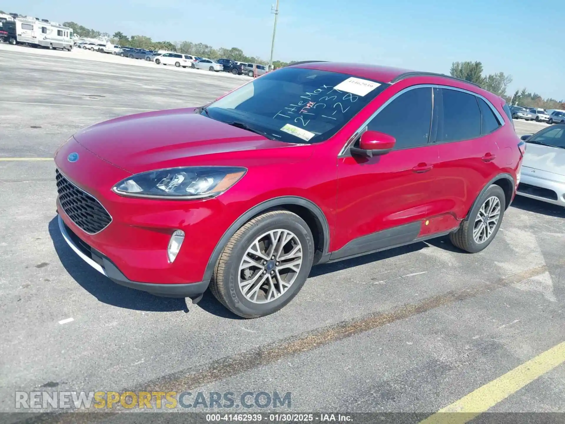 2 Photograph of a damaged car 1FMCU0H62LUC21537 FORD ESCAPE 2020