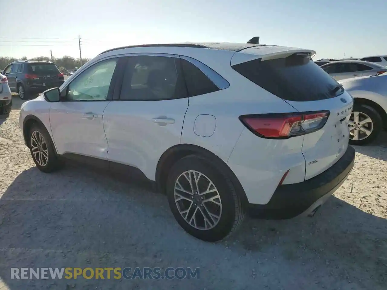 2 Photograph of a damaged car 1FMCU0H66LUA35564 FORD ESCAPE 2020