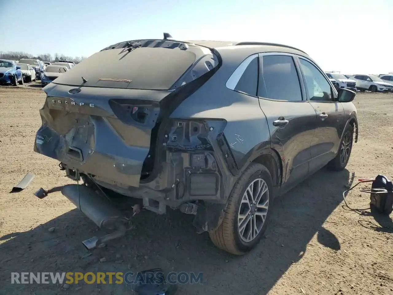 3 Photograph of a damaged car 1FMCU0H66LUC68666 FORD ESCAPE 2020