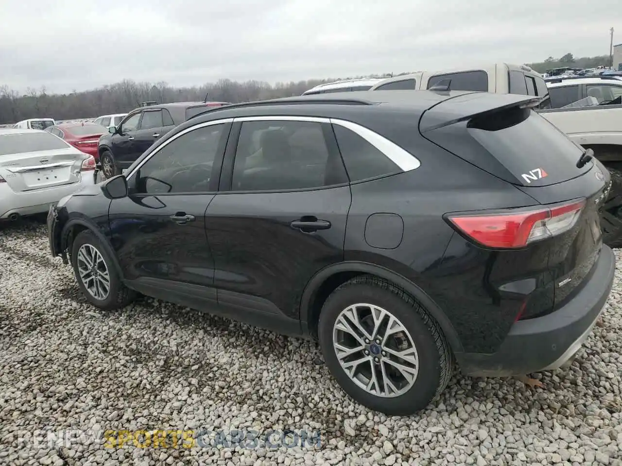2 Photograph of a damaged car 1FMCU0H67LUA68573 FORD ESCAPE 2020