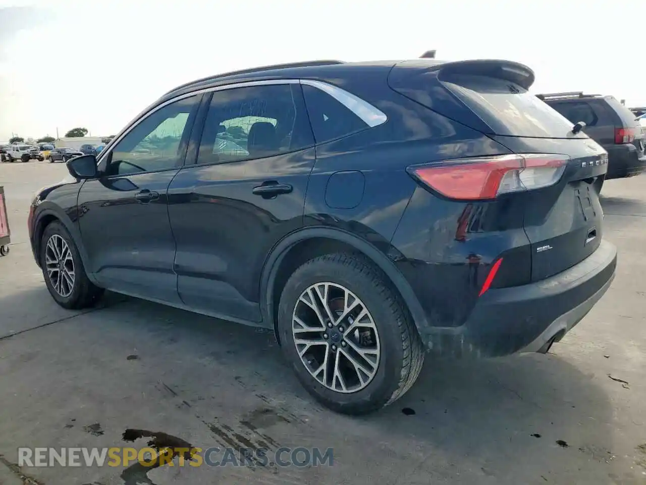 2 Photograph of a damaged car 1FMCU0H68LUB78645 FORD ESCAPE 2020