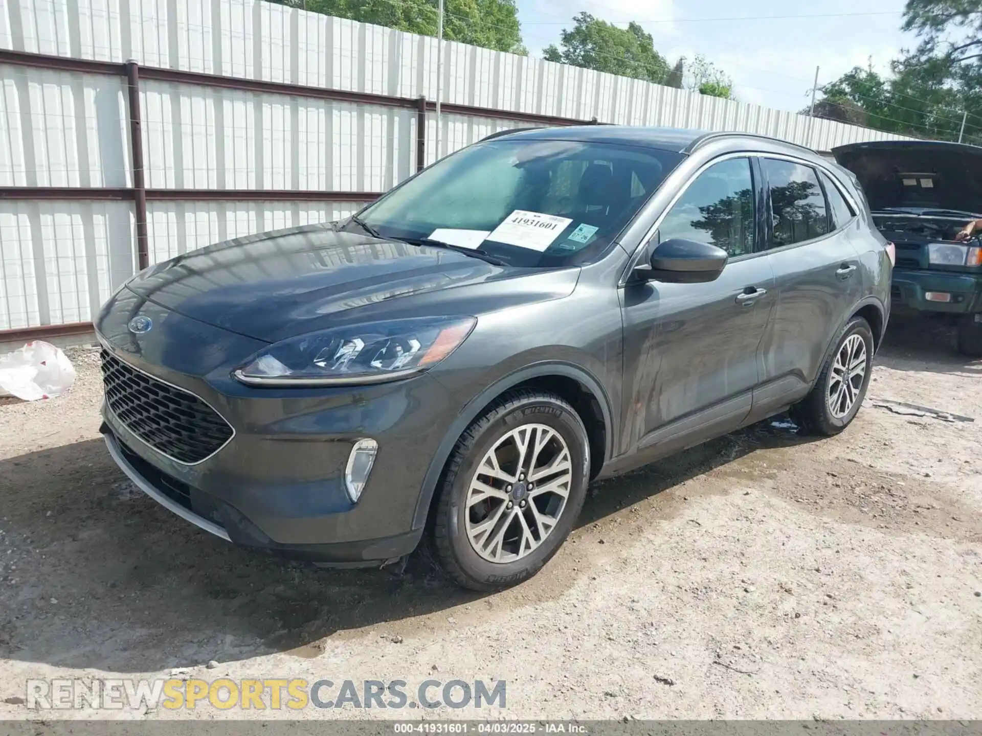2 Photograph of a damaged car 1FMCU0H69LUB17451 FORD ESCAPE 2020
