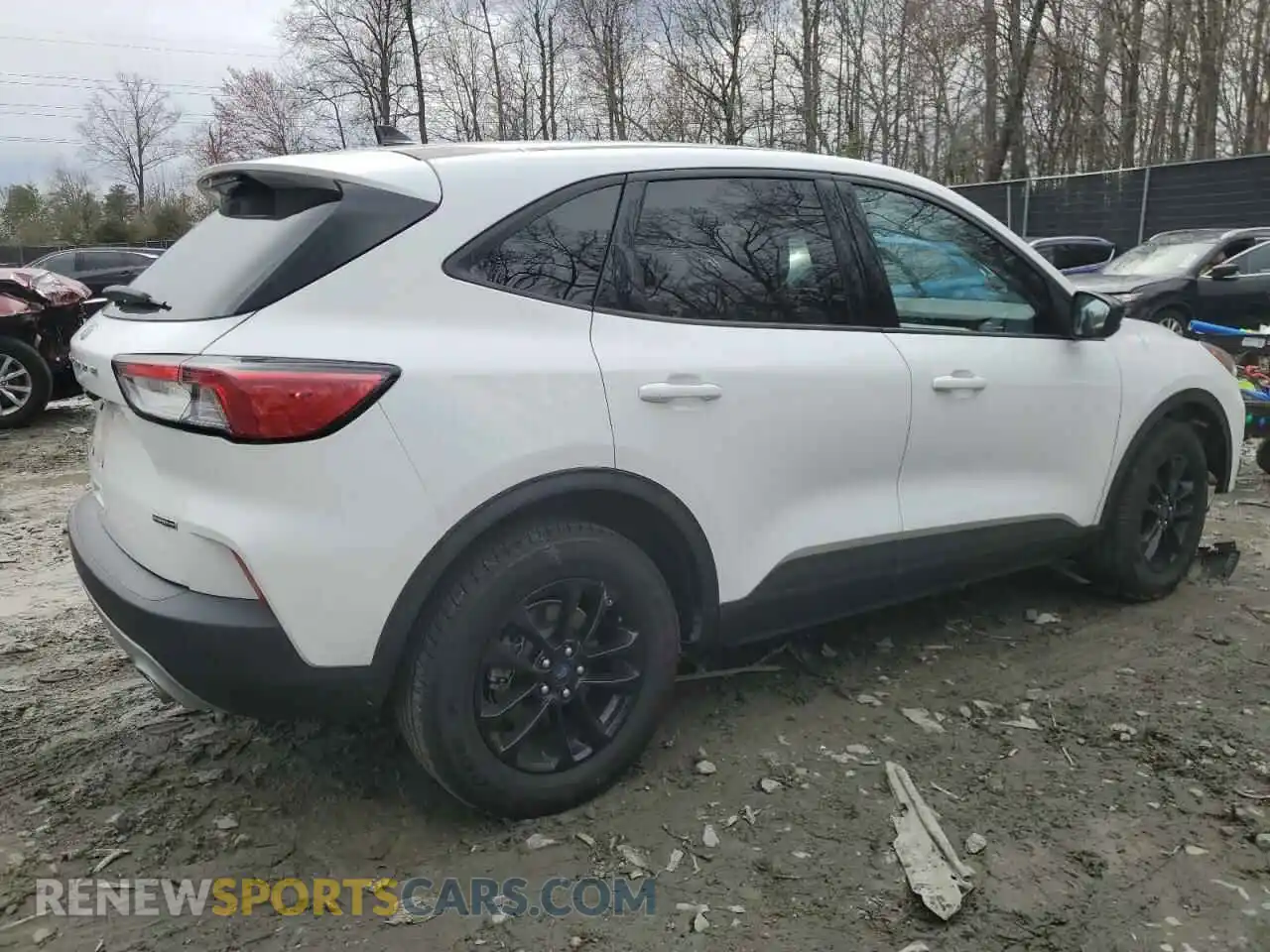 3 Photograph of a damaged car 1FMCU9BZ2LUB10073 FORD ESCAPE 2020