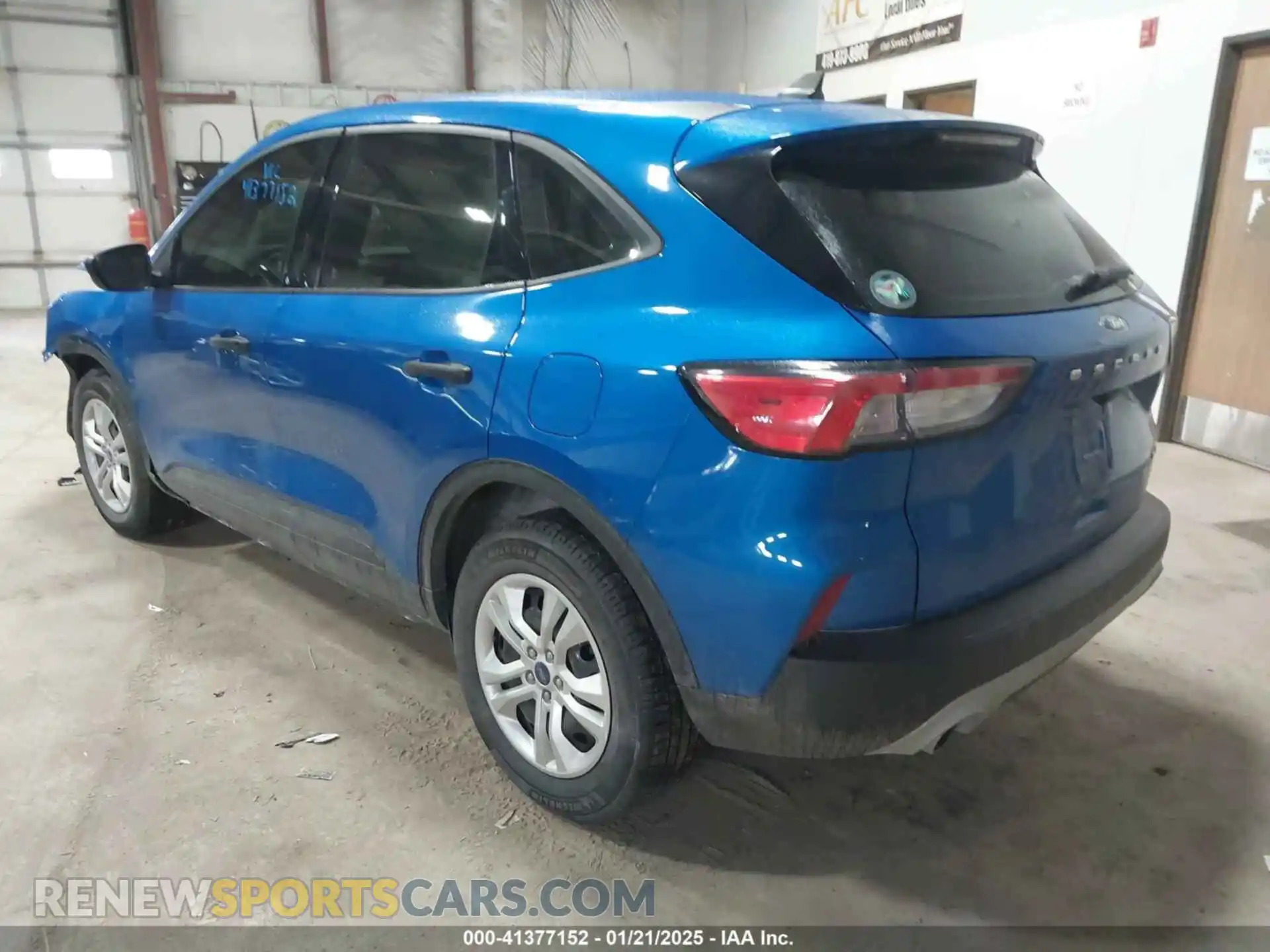 3 Photograph of a damaged car 1FMCU9F66LUC68108 FORD ESCAPE 2020