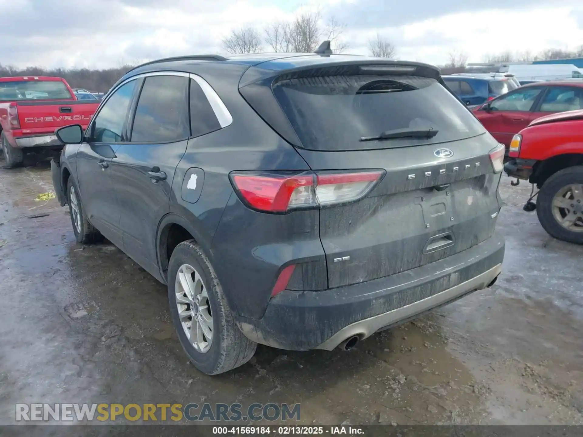 3 fotografías del automóvil dañado 1FMCU9G60LUB39747 FORD ESCAPE 2020