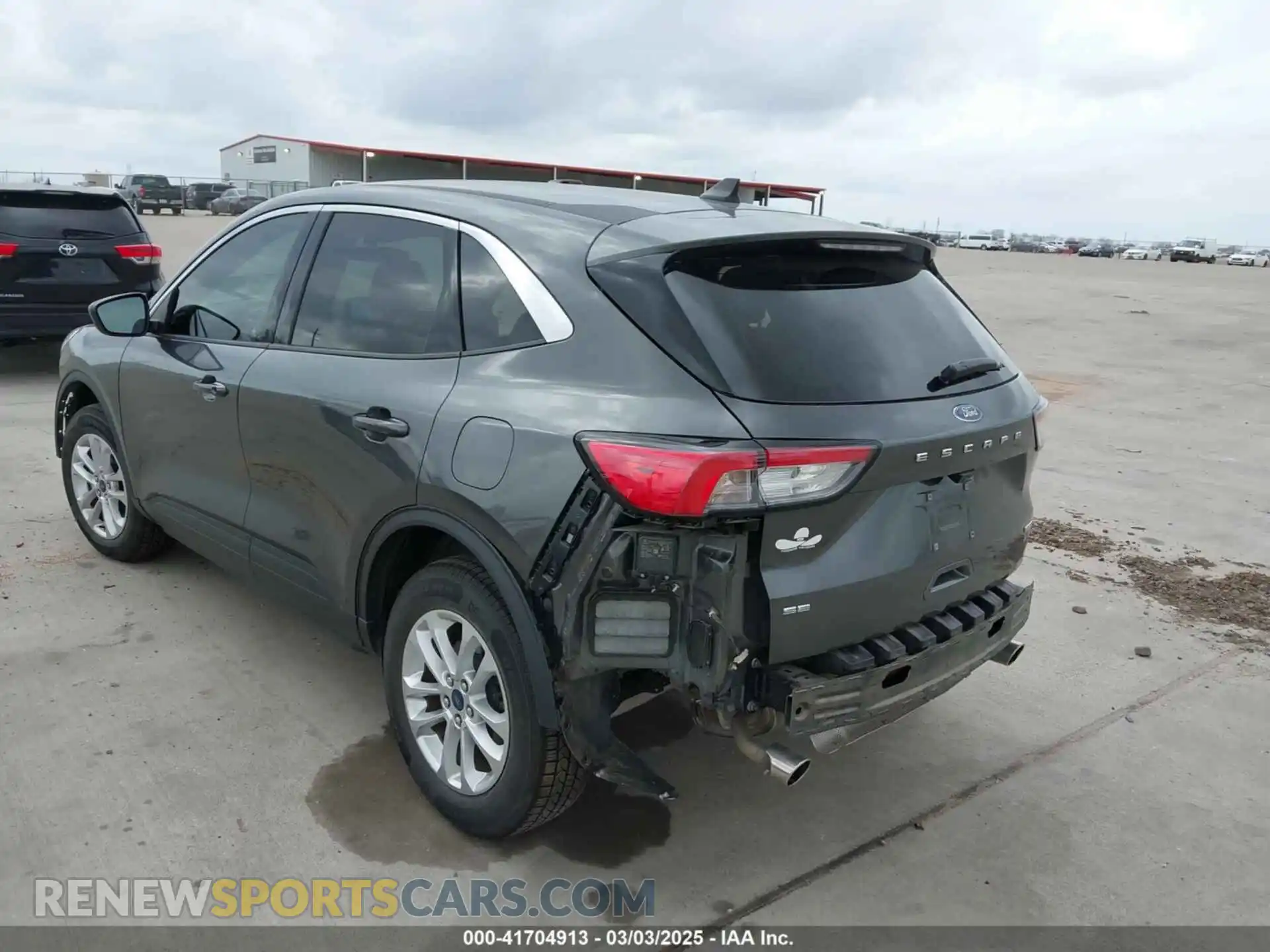 3 Photograph of a damaged car 1FMCU9G64LUB85887 FORD ESCAPE 2020
