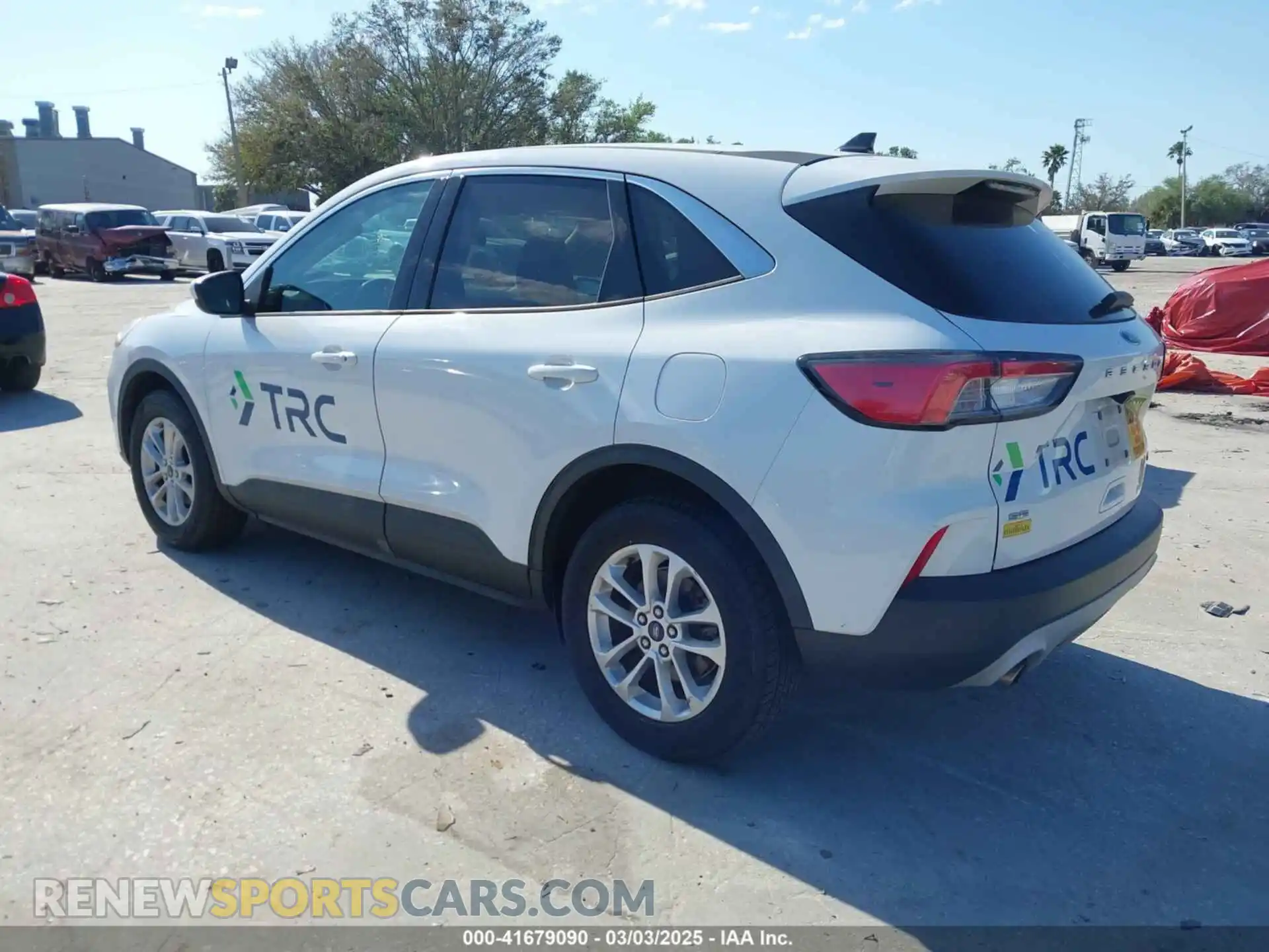 3 Photograph of a damaged car 1FMCU9G65LUA37862 FORD ESCAPE 2020