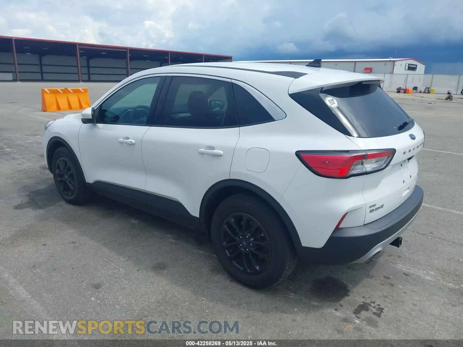 3 Photograph of a damaged car 1FMCU9G67LUC28084 FORD ESCAPE 2020
