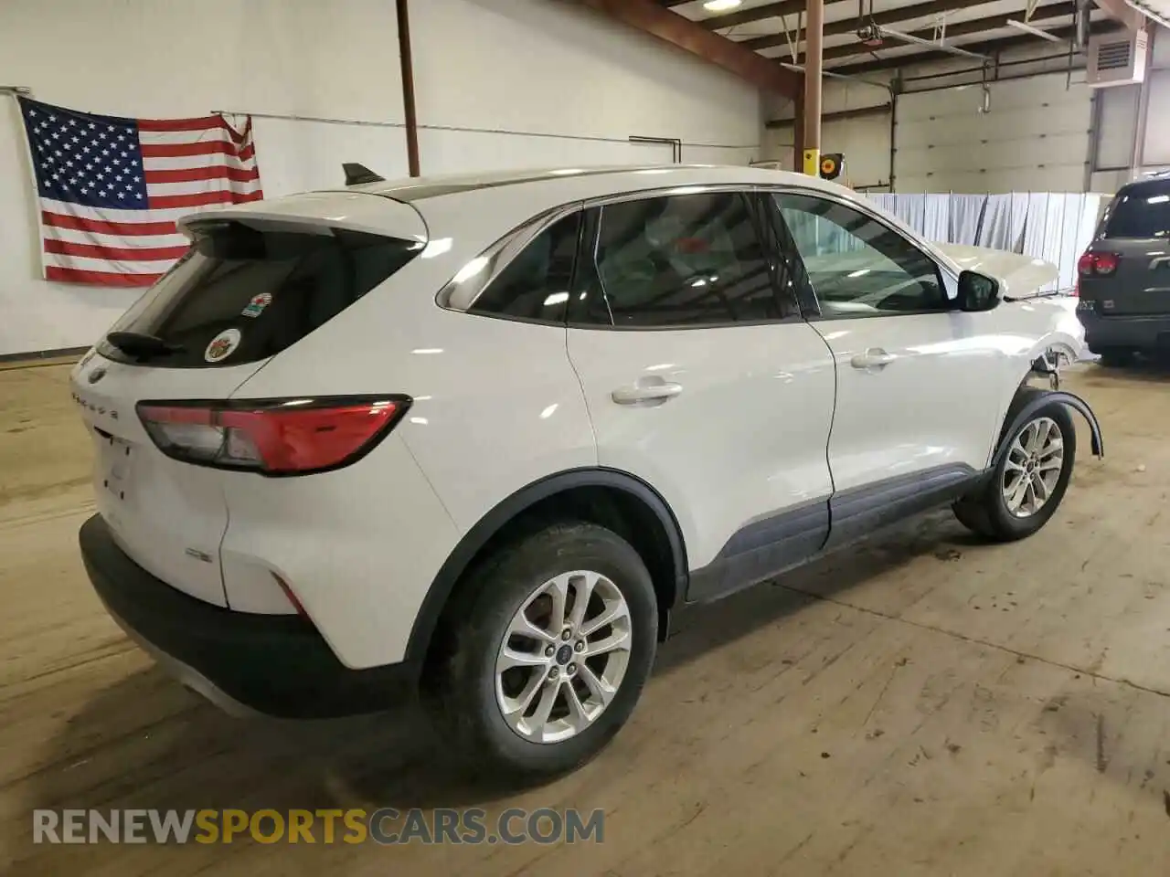 3 Photograph of a damaged car 1FMCU9G68LUB37860 FORD ESCAPE 2020