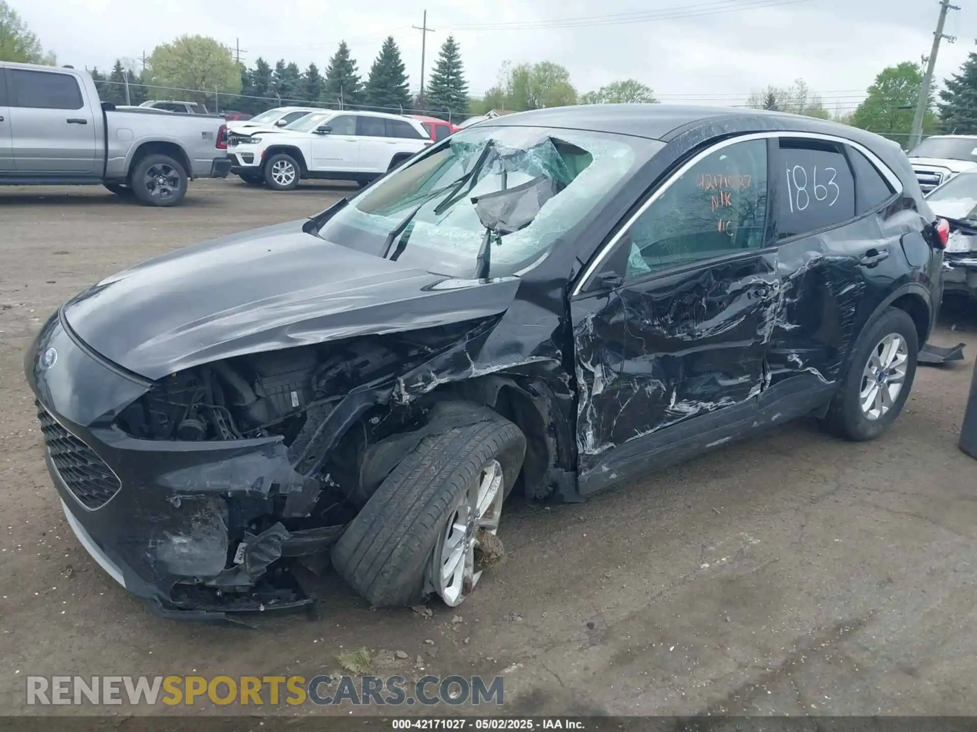 2 Photograph of a damaged car 1FMCU9G68LUC41863 FORD ESCAPE 2020