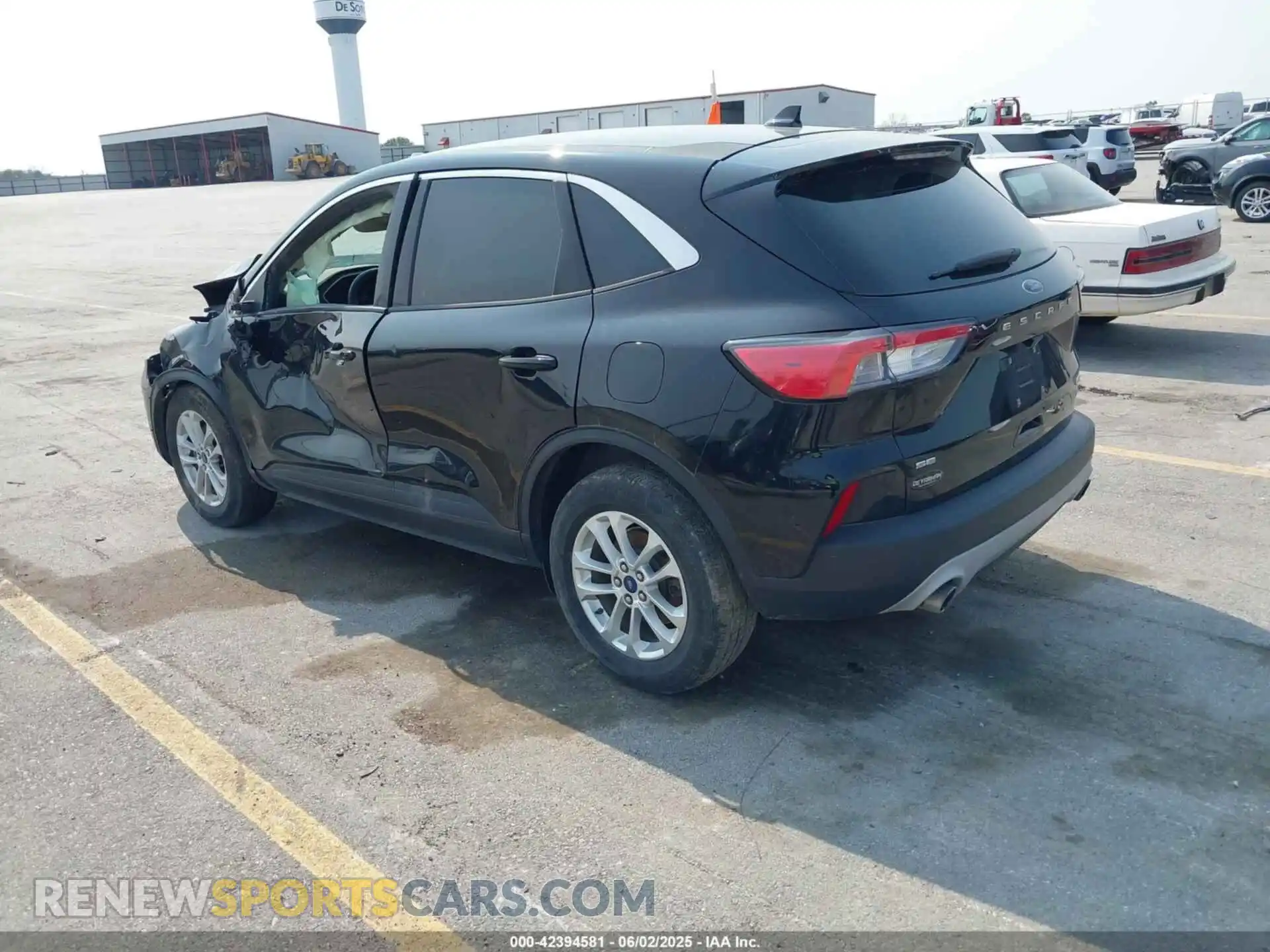 3 Photograph of a damaged car 1FMCU9G69LUB04219 FORD ESCAPE 2020
