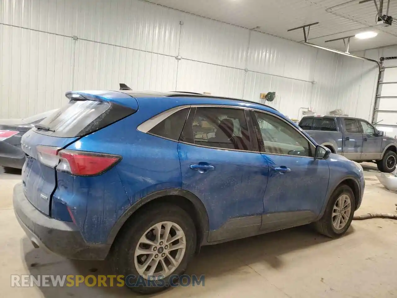 3 Photograph of a damaged car 1FMCU9G69LUB68065 FORD ESCAPE 2020