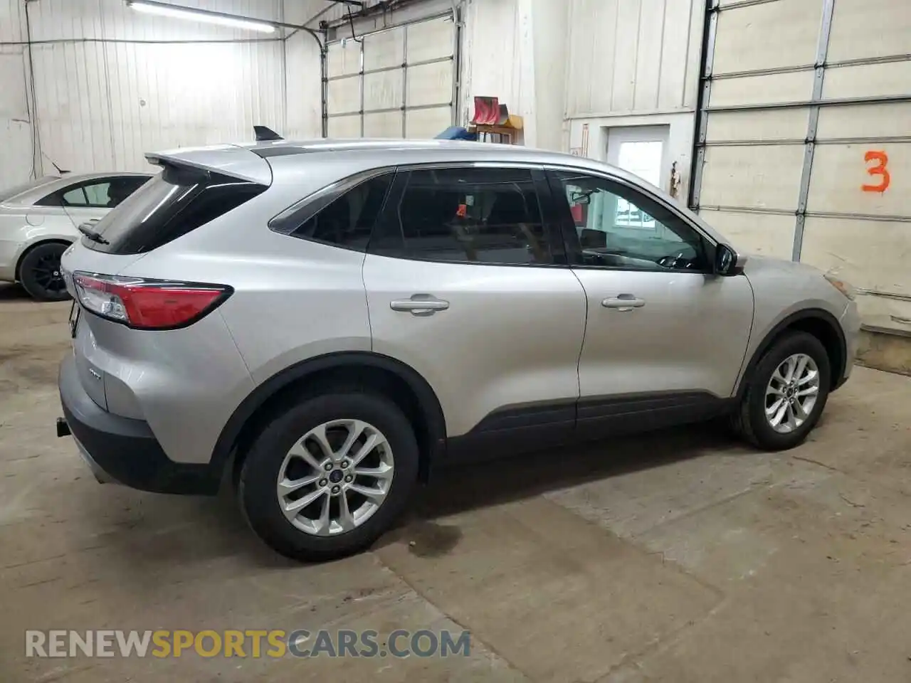 3 Photograph of a damaged car 1FMCU9G6XLUC67624 FORD ESCAPE 2020