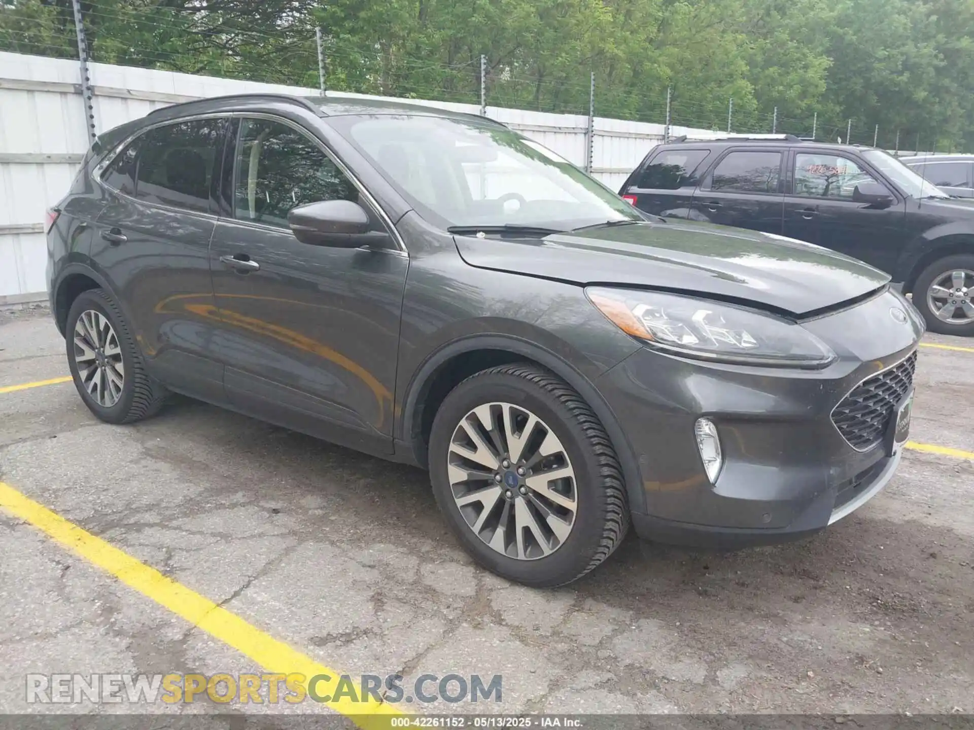 1 Photograph of a damaged car 1FMCU9J96LUA00564 FORD ESCAPE 2020