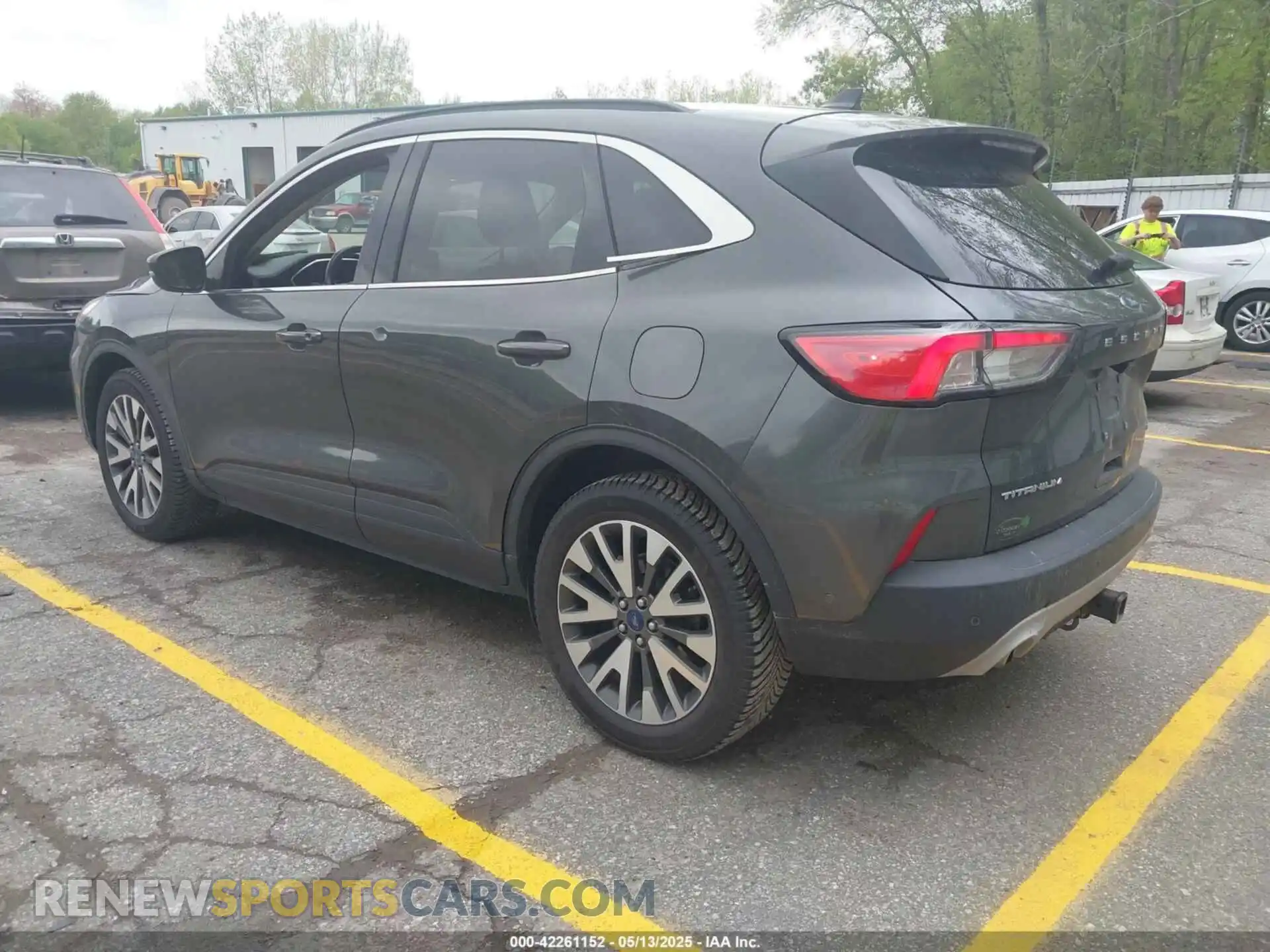 3 Photograph of a damaged car 1FMCU9J96LUA00564 FORD ESCAPE 2020