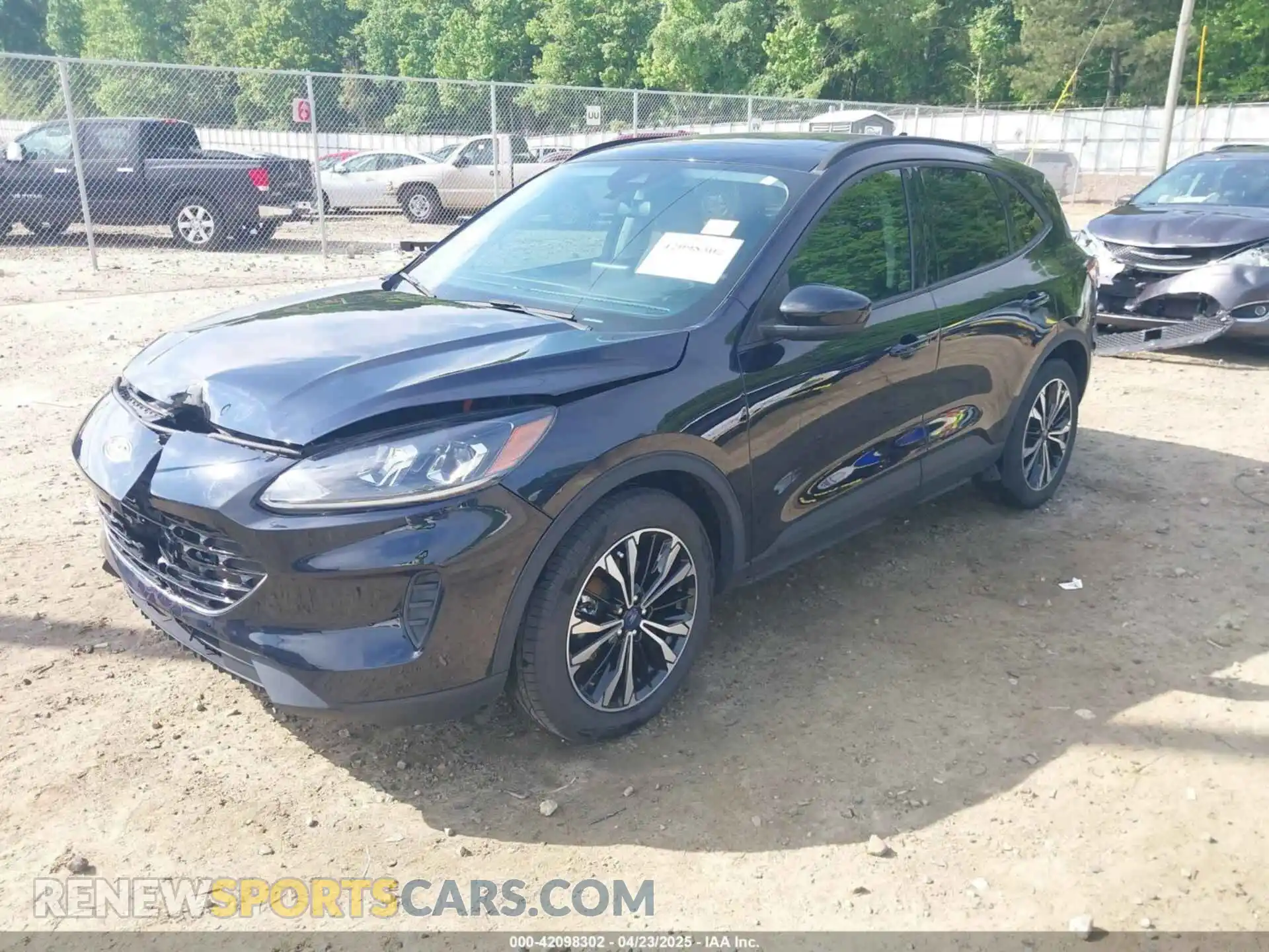 2 Photograph of a damaged car 1FMCU0BZ3MUA27376 FORD ESCAPE 2021