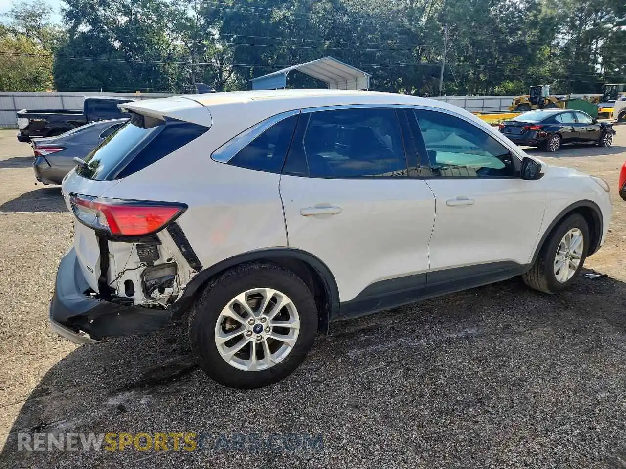 3 Photograph of a damaged car 1FMCU0BZ4MUA36216 FORD ESCAPE 2021