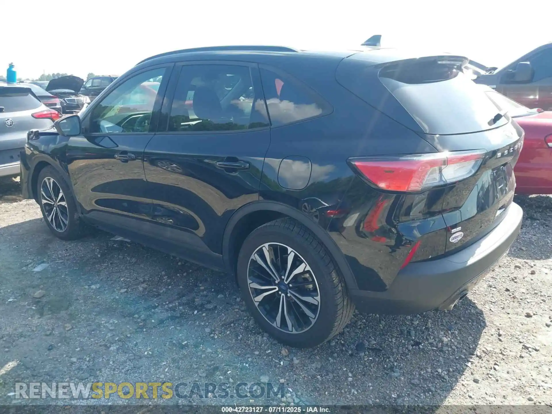 3 Photograph of a damaged car 1FMCU0BZ5MUA22745 FORD ESCAPE 2021