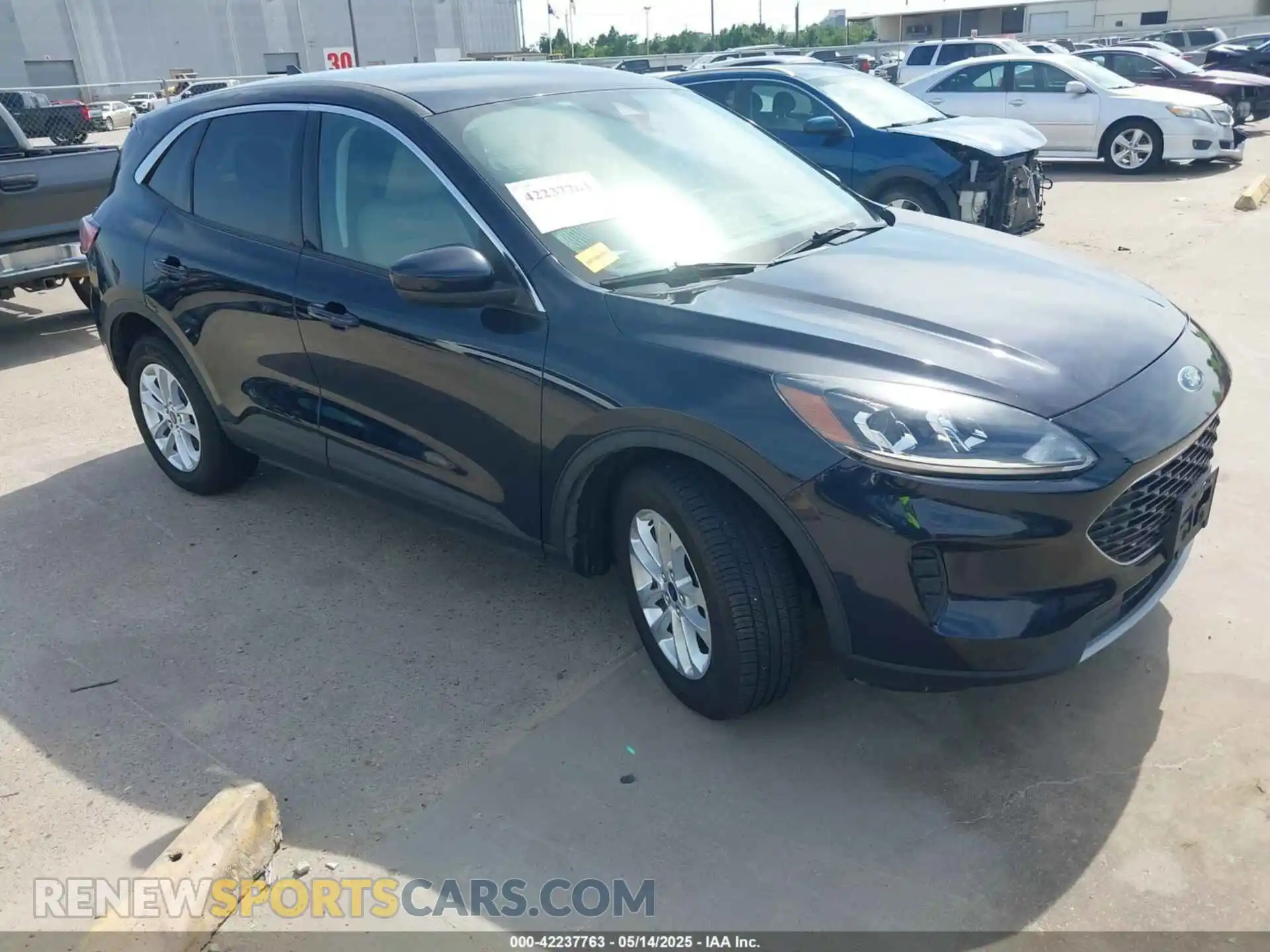 1 Photograph of a damaged car 1FMCU0BZ8MUA40236 FORD ESCAPE 2021