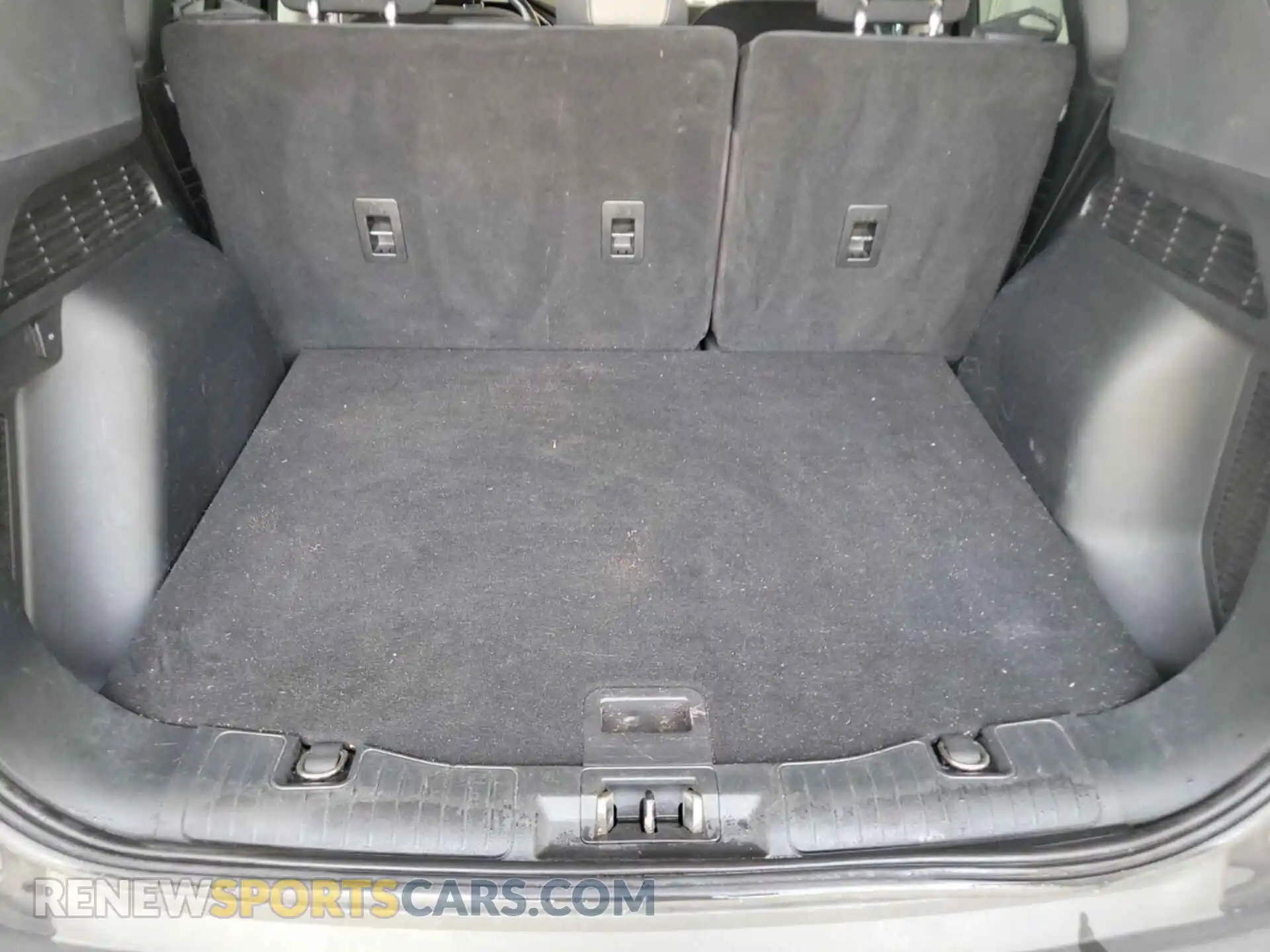 2 Photograph of a damaged car 1FMCU0BZ8MUA52841 FORD ESCAPE 2021