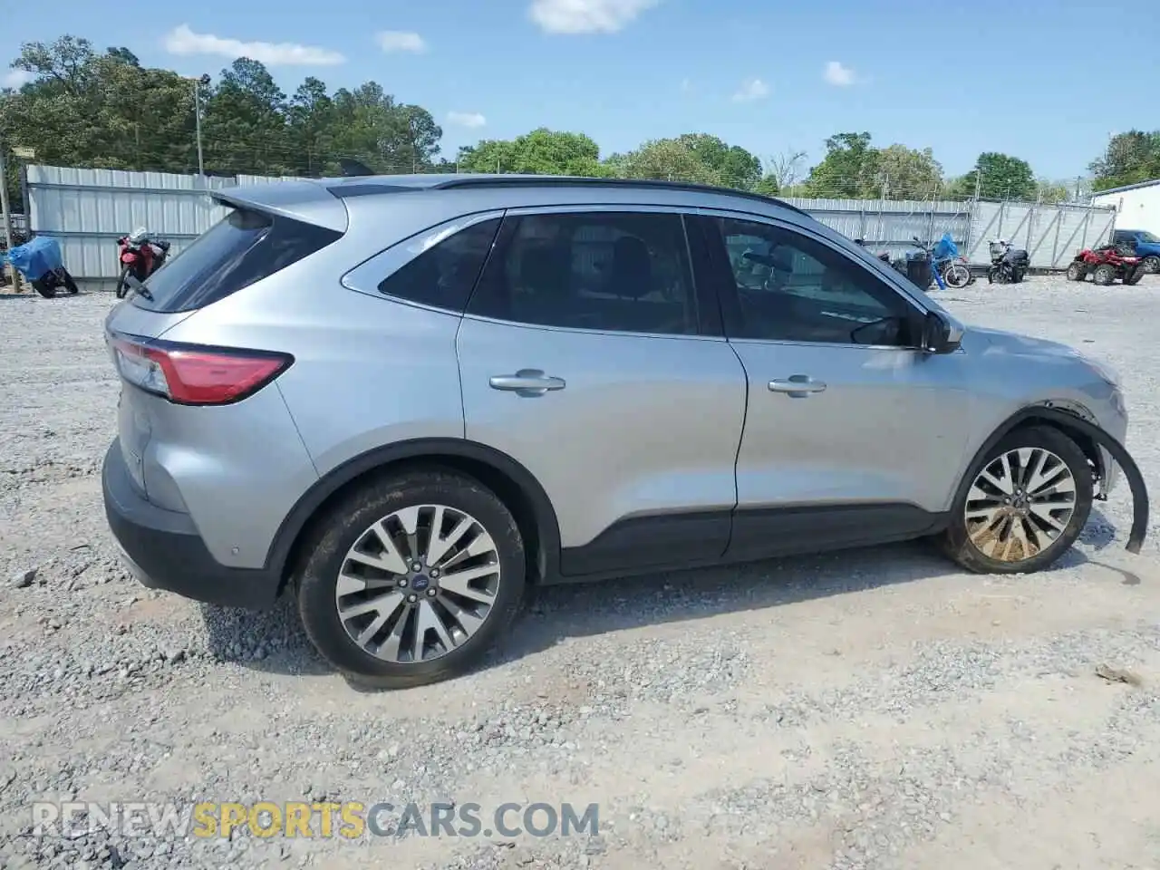 3 Photograph of a damaged car 1FMCU0DZXMUA78550 FORD ESCAPE 2021