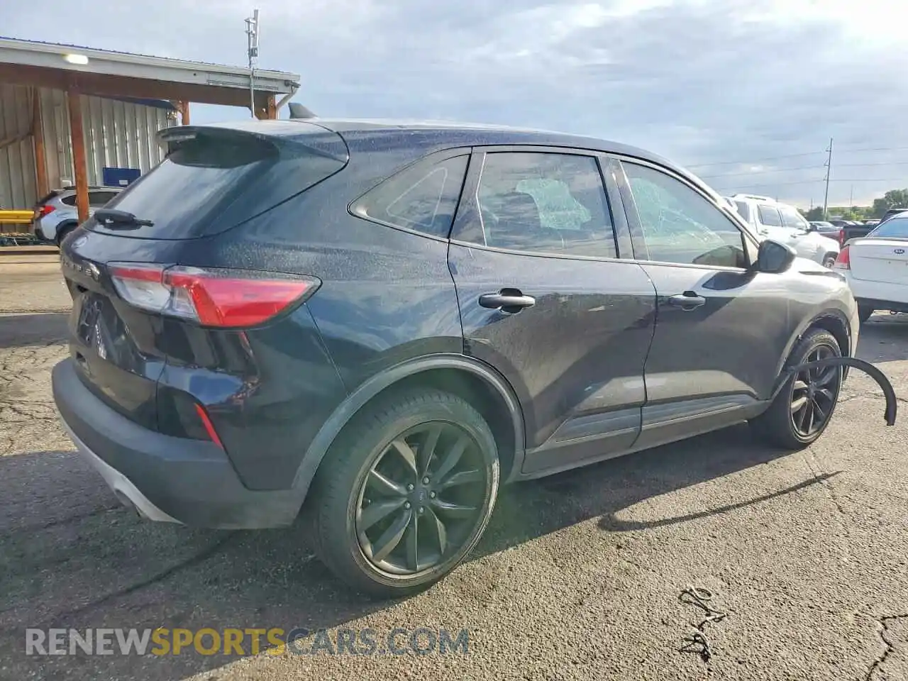 3 Photograph of a damaged car 1FMCU0F60MUA30669 FORD ESCAPE 2021