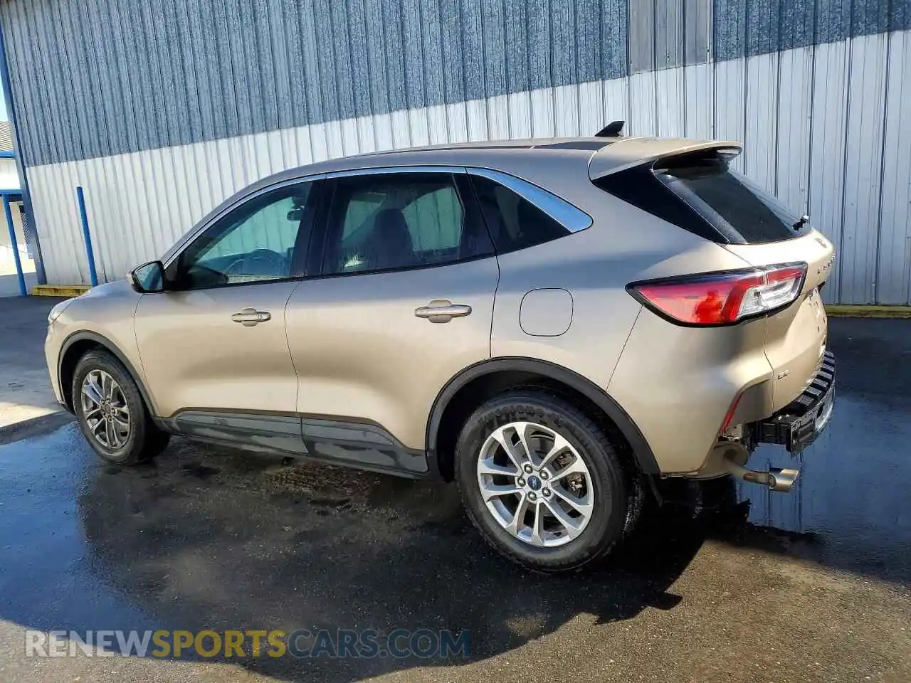 2 Photograph of a damaged car 1FMCU0G60MUA67395 FORD ESCAPE 2021
