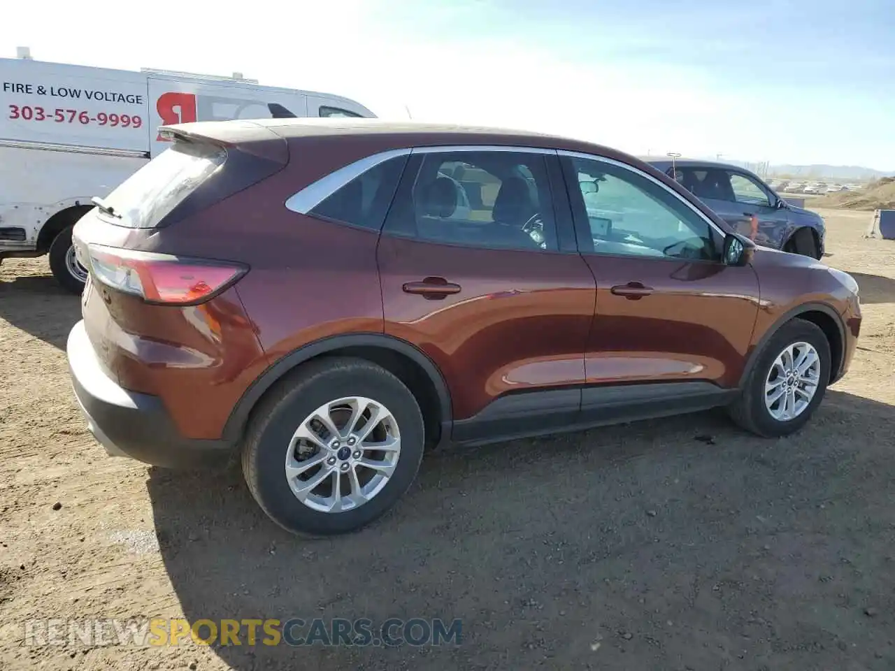 3 fotografías del automóvil dañado 1FMCU0G60MUA67848 FORD ESCAPE 2021