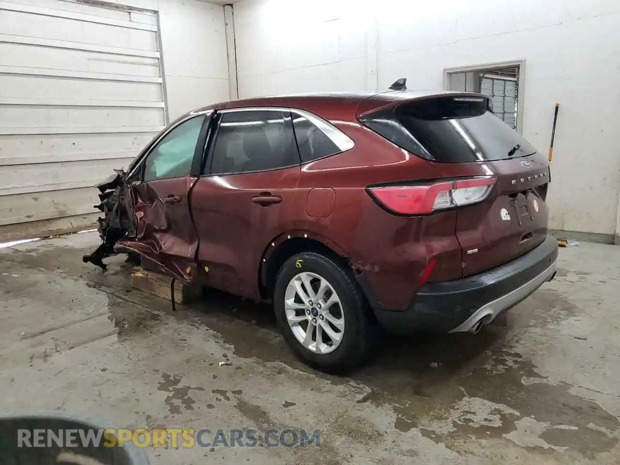 2 Photograph of a damaged car 1FMCU0G60MUA69776 FORD ESCAPE 2021