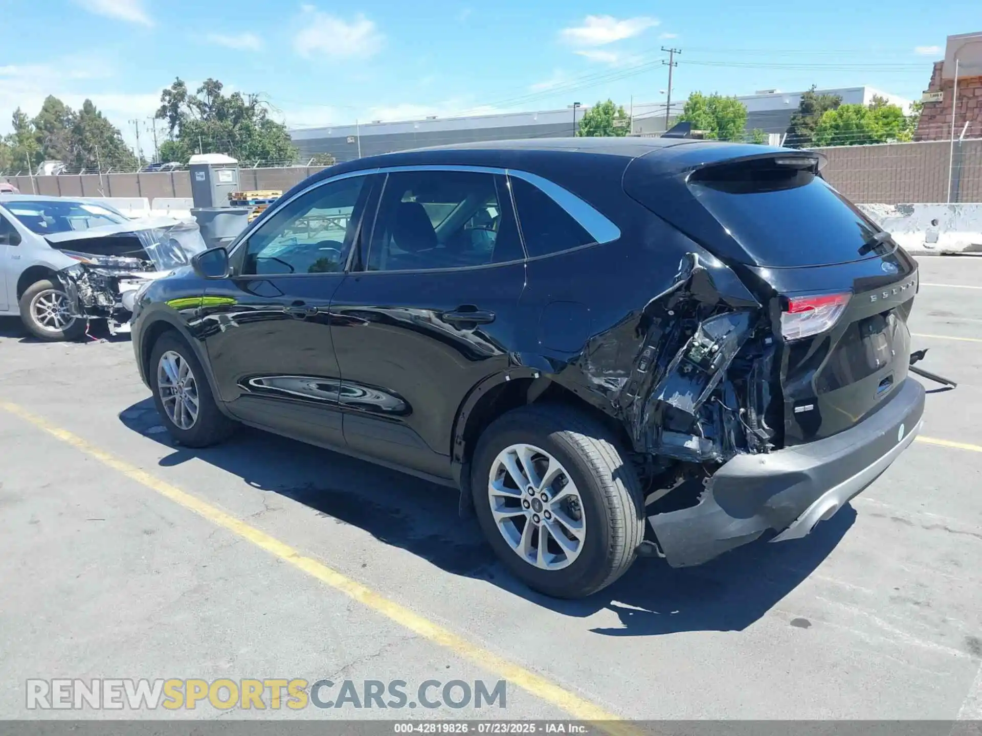 3 Photograph of a damaged car 1FMCU0G60MUB34528 FORD ESCAPE 2021