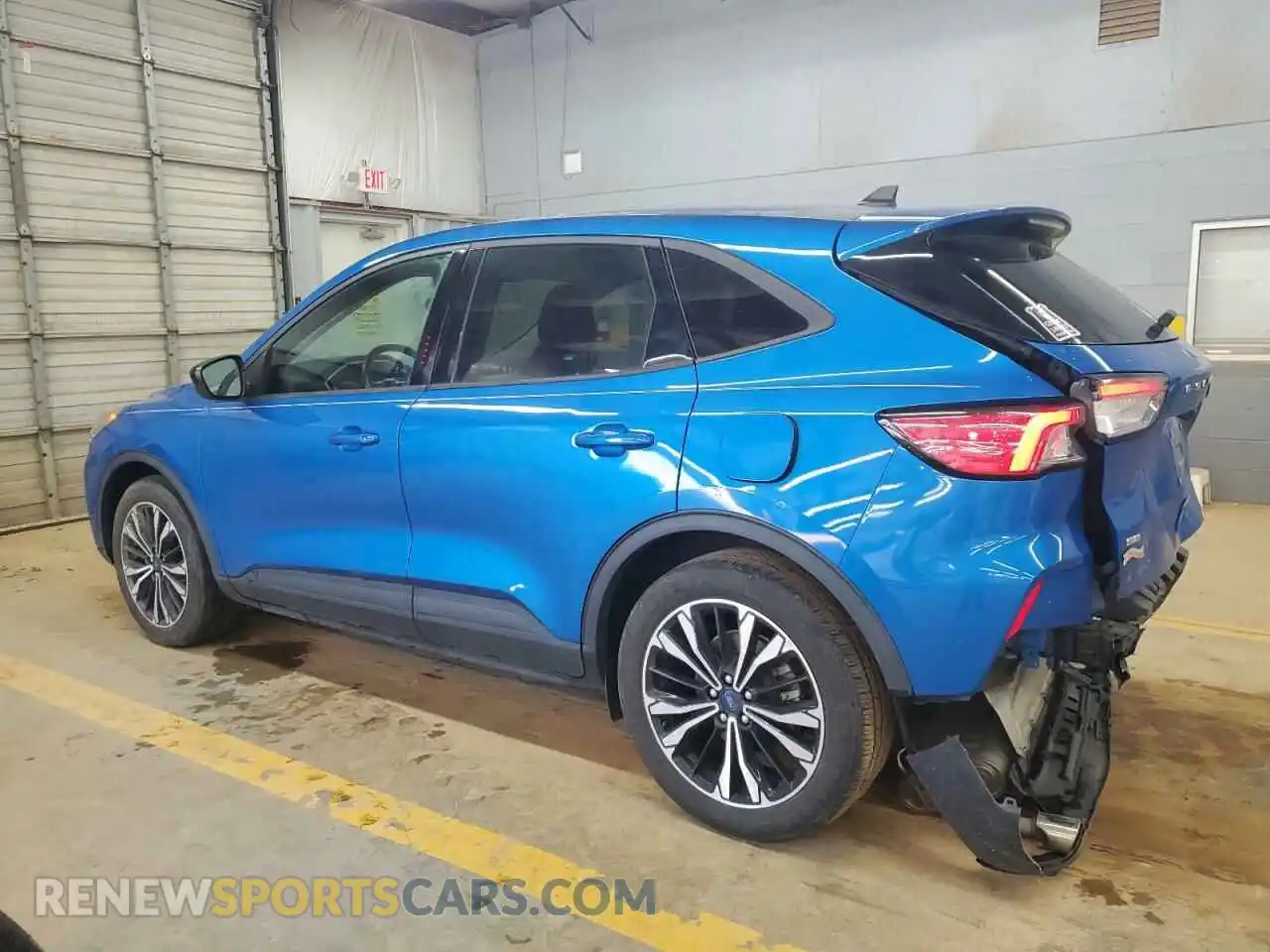 2 Photograph of a damaged car 1FMCU0G61MUB00873 FORD ESCAPE 2021