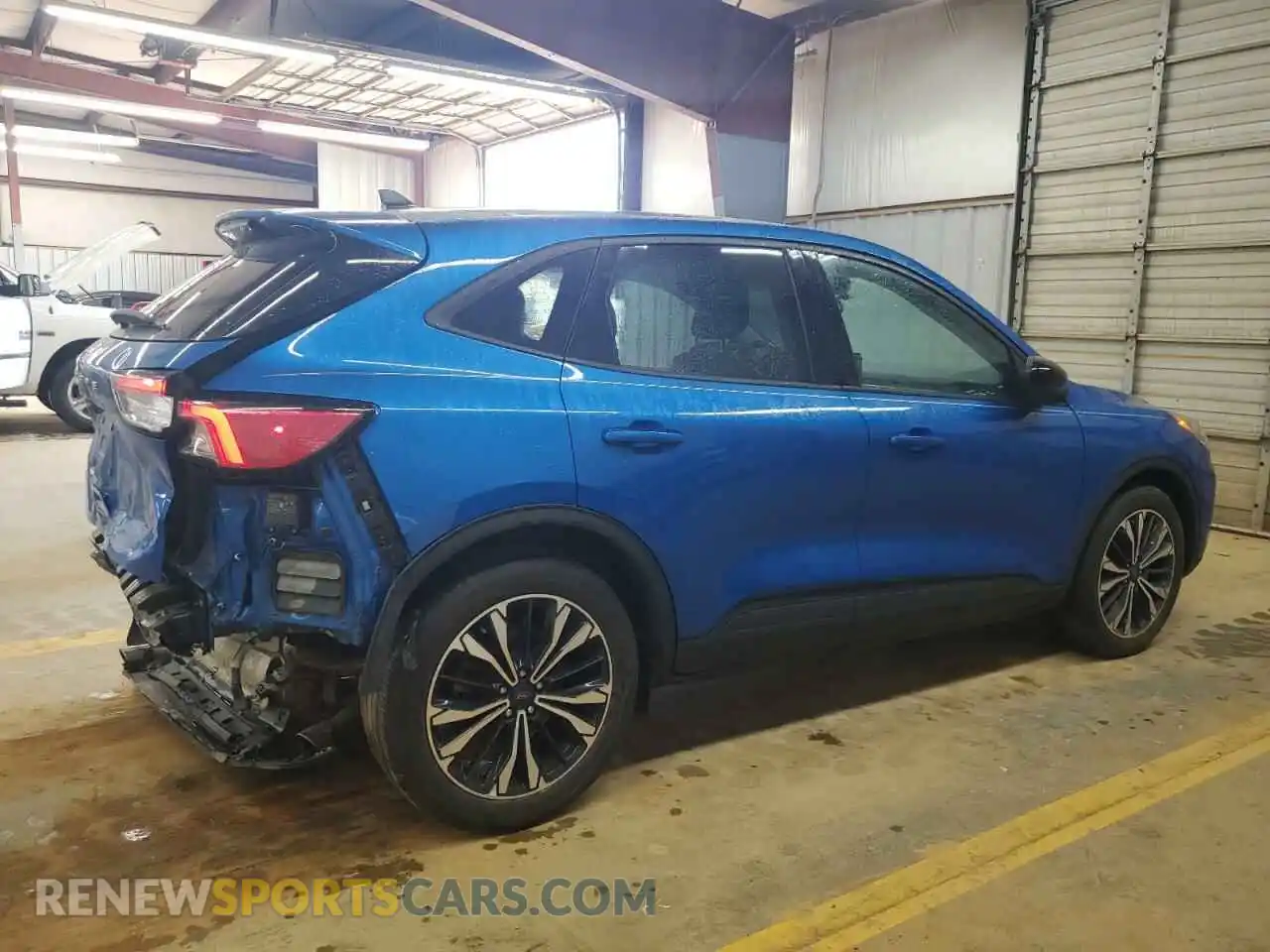3 Photograph of a damaged car 1FMCU0G61MUB00873 FORD ESCAPE 2021
