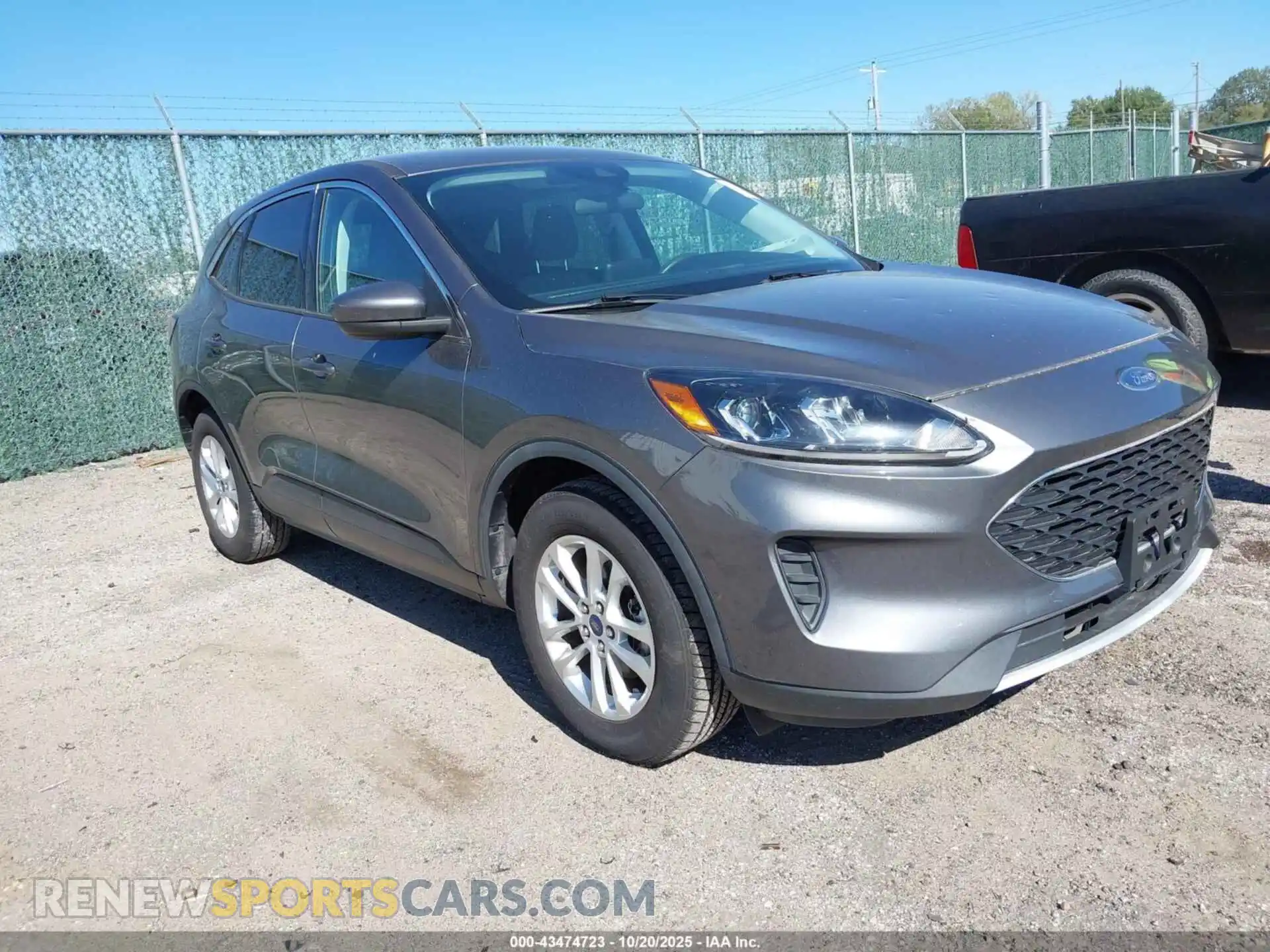 1 Photograph of a damaged car 1FMCU0G64MUA45917 FORD ESCAPE 2021