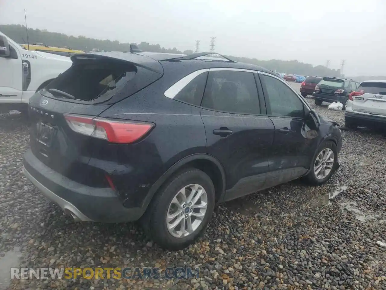 3 Photograph of a damaged car 1FMCU0G65MUA26700 FORD ESCAPE 2021
