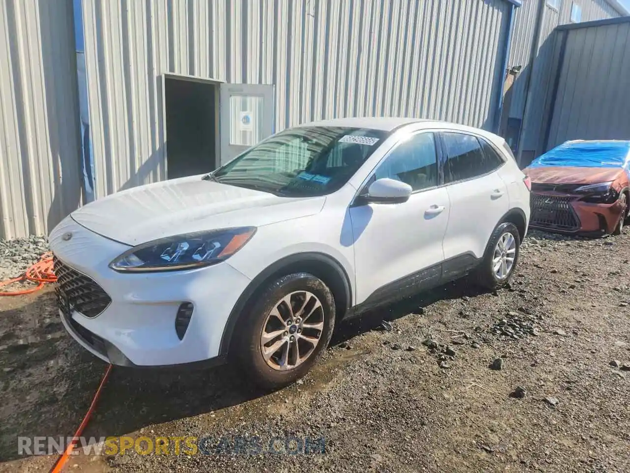 1 Photograph of a damaged car 1FMCU0G65MUA68199 FORD ESCAPE 2021
