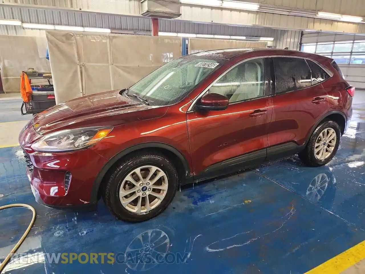 1 Photograph of a damaged car 1FMCU0G65MUA85424 FORD ESCAPE 2021