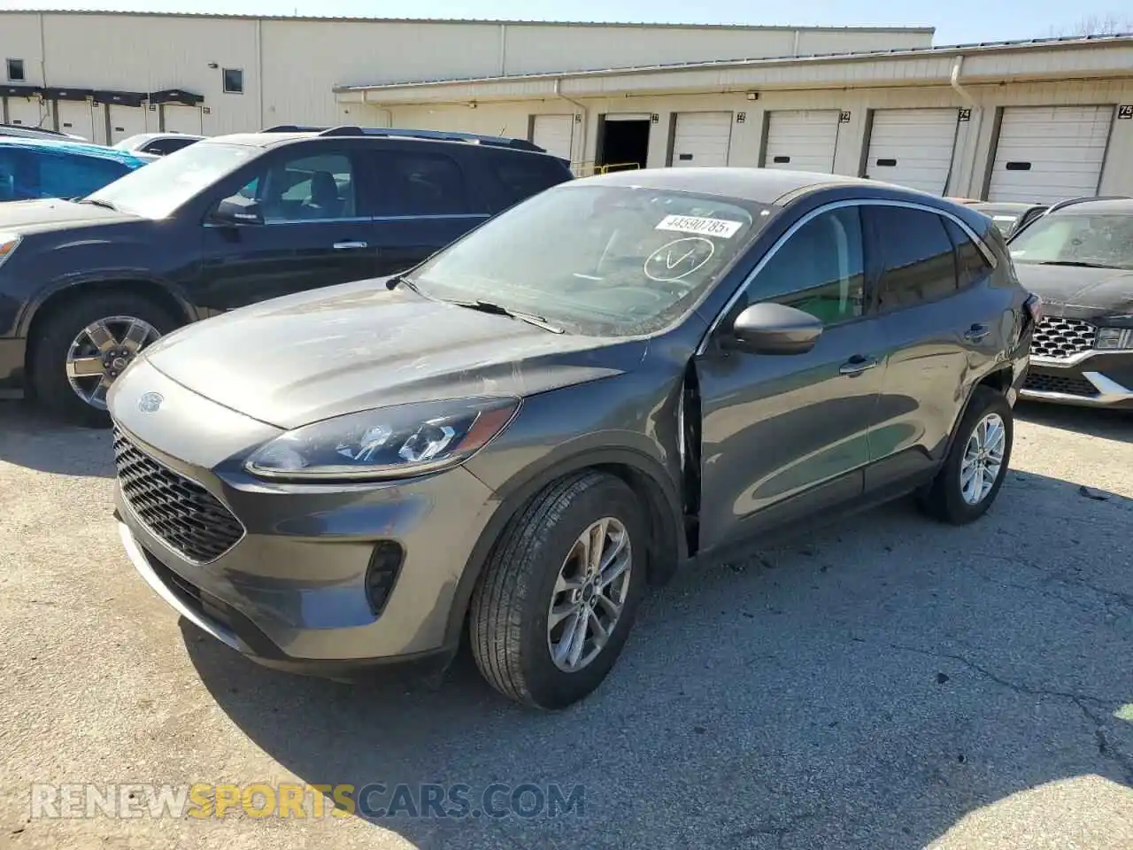 1 Photograph of a damaged car 1FMCU0G65MUB11049 FORD ESCAPE 2021