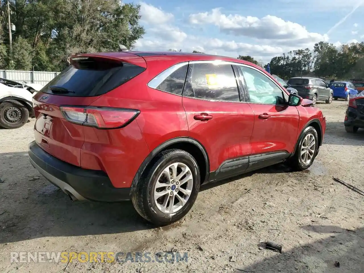 3 Photograph of a damaged car 1FMCU0G66MUA26351 FORD ESCAPE 2021