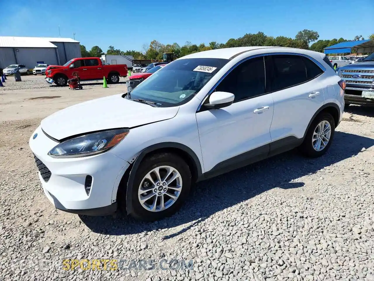 1 Photograph of a damaged car 1FMCU0G66MUA32053 FORD ESCAPE 2021