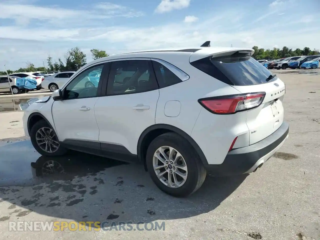 2 Photograph of a damaged car 1FMCU0G66MUA33509 FORD ESCAPE 2021