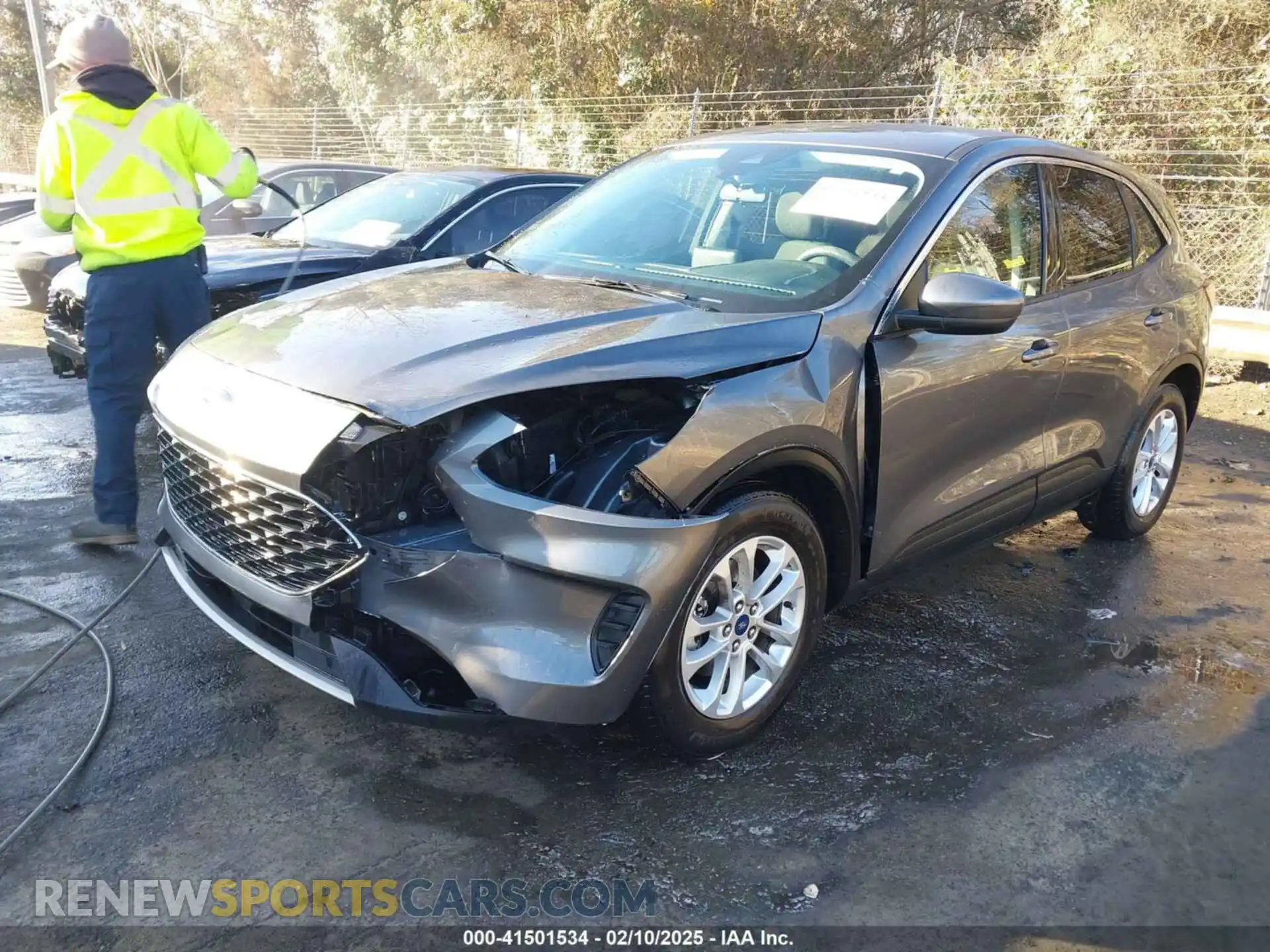 2 Photograph of a damaged car 1FMCU0G66MUA49290 FORD ESCAPE 2021