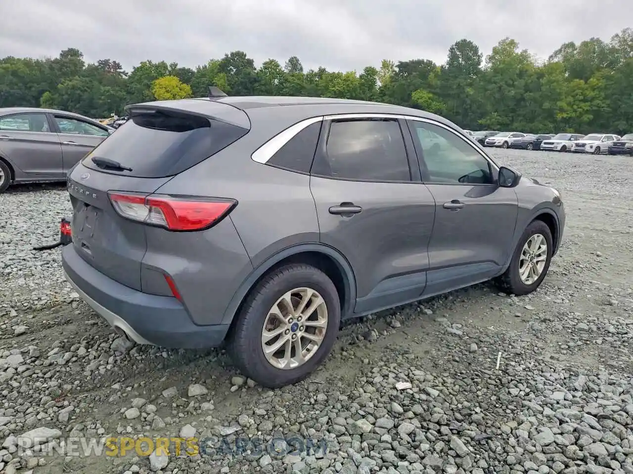 3 Photograph of a damaged car 1FMCU0G66MUB34369 FORD ESCAPE 2021