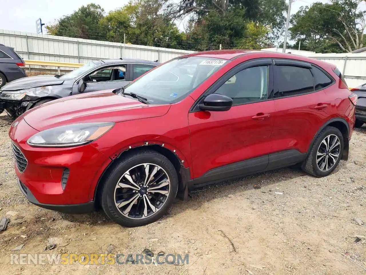 1 Photograph of a damaged car 1FMCU0G67MUB09142 FORD ESCAPE 2021
